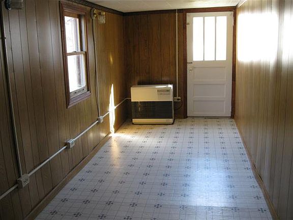 5th image of 3696 Highlands Pkwy