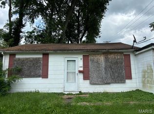 10100 Earl Dr, Saint Louis, MO