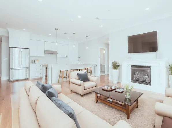 9 Ward St #Penthouse 3, Boston, MA 02127