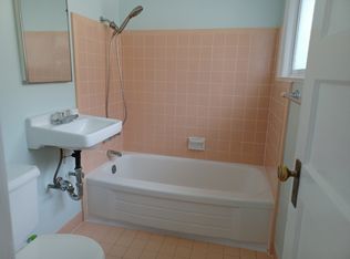 3036 Brook St APT 5, Oakland, CA 94611