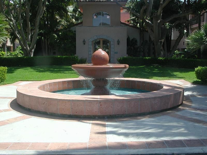 1st image of 213 Por La Mar Cir