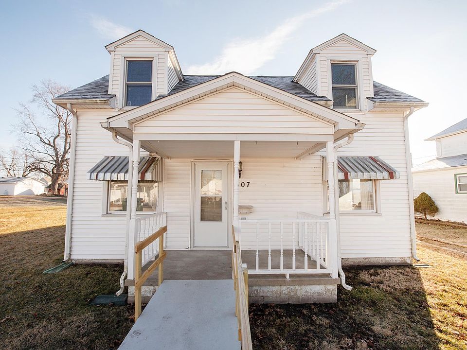 307 S Johnson St, Otterbein, IN 47970 Zillow