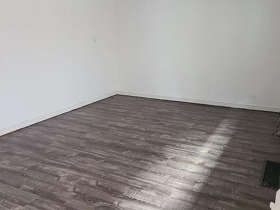 2nd image of 2037 S Milwaukee St