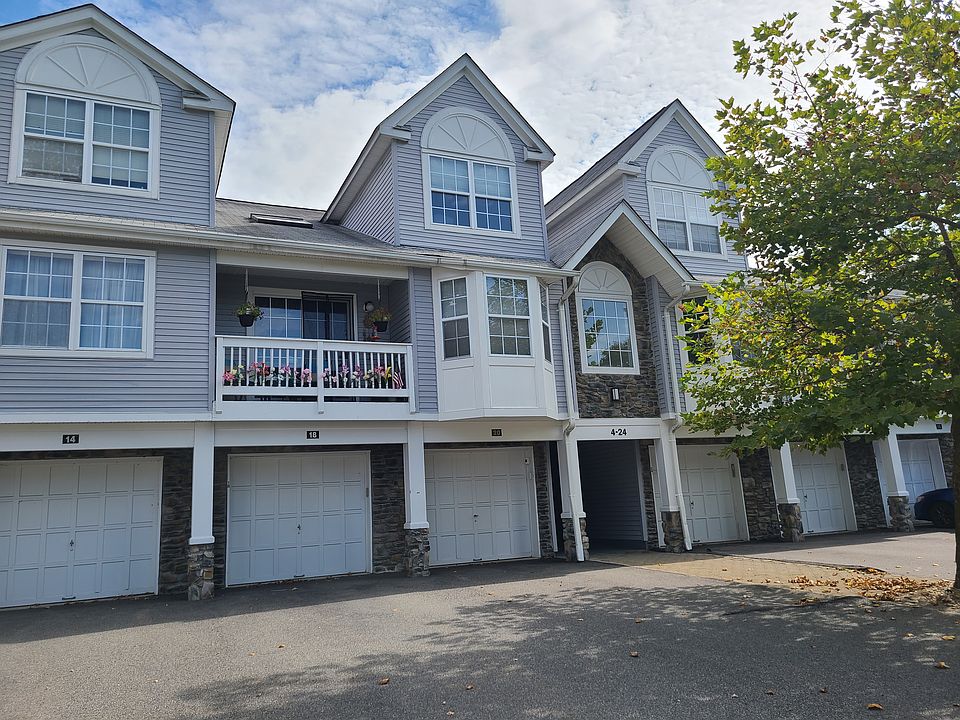 Front of Building-End Unit