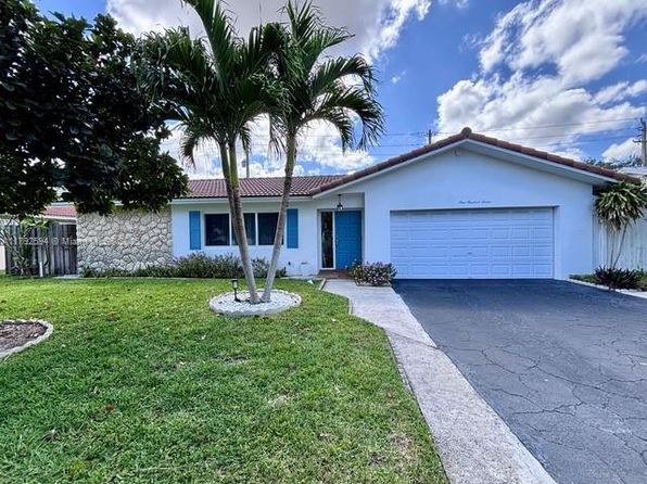107 Winged Foot Ln, Boca Raton, FL 33431