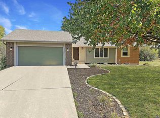 3940 SW Nottingham Rd, Topeka, KS 66610