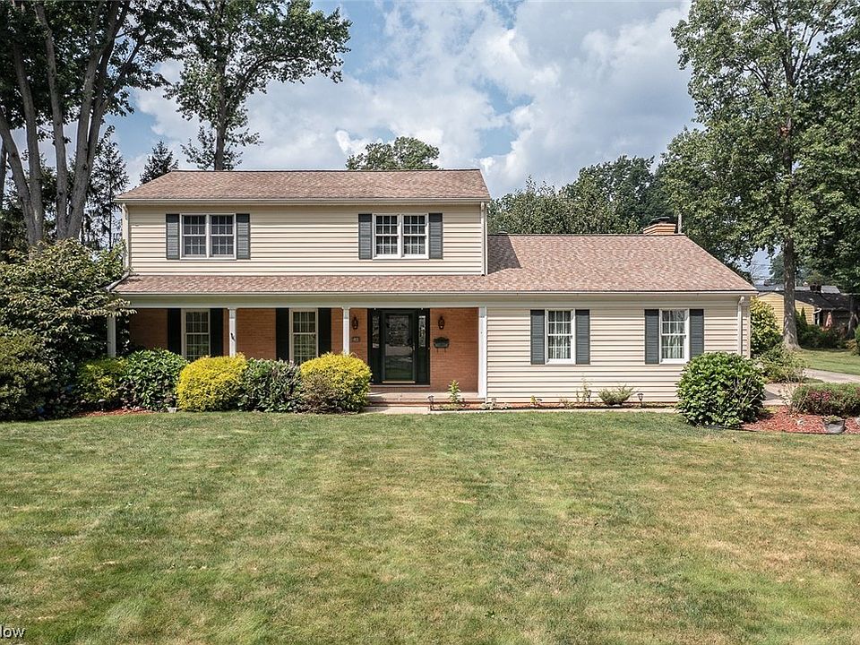 1st image of 158 Glenview Dr