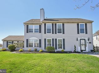 11 Winterset Ln, Marlton, NJ 08053