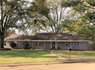 201 Trojan Dr, Pearl, MS 39208