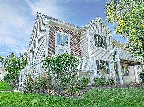 3rd image of 413 Hidden Creek Ln