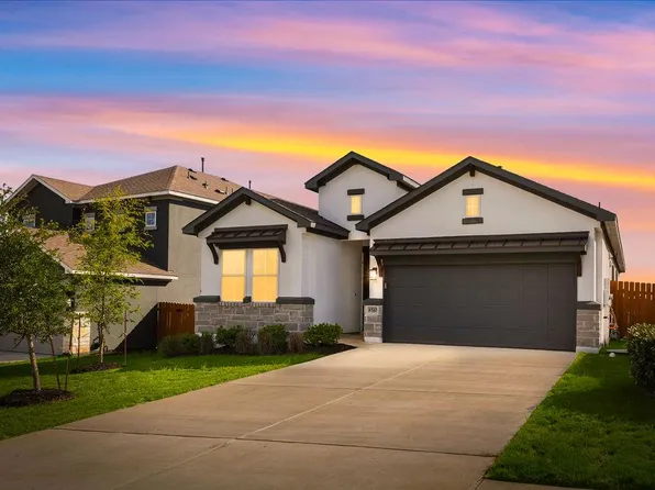 8510 Red Bottle Brush Rd, Lago Vista, TX 78645