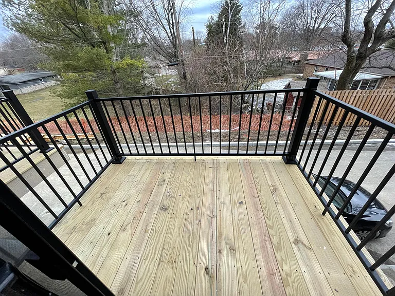 balcony