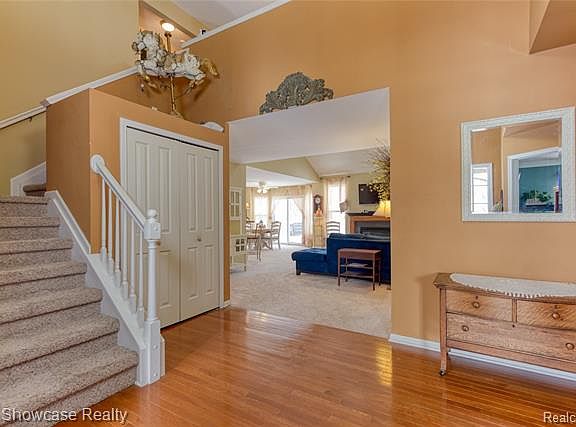 3rd image of 1391 Waverly Dr #1