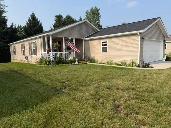 424 Park Hills Xing, Fairborn, OH 45324