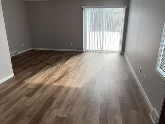 4th image of 4620-4622 Woodgate Dr #4620