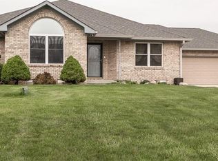 2418 E Water Wheel Dr, Greenfield, IN 46140