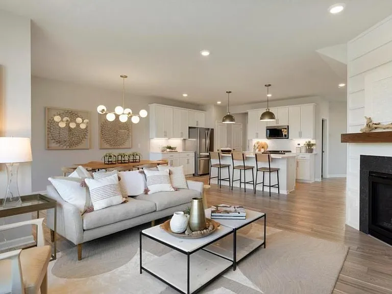 4880 Avery Ct — Photo 4