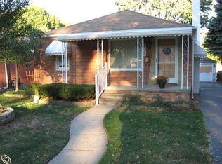 6028 N Vernon St, Dearborn Heights, MI