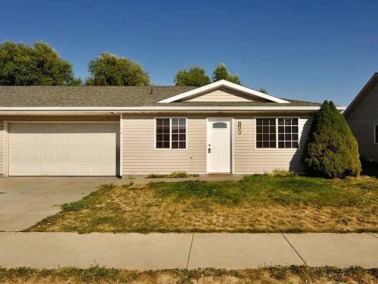 13948 N Cassia St #2 — Photo 2