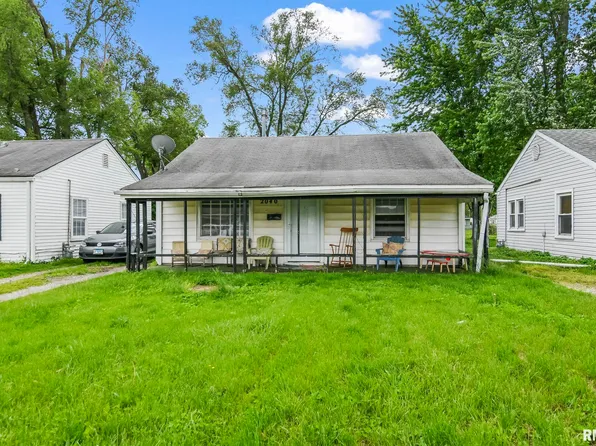 2040 E Adams St, Springfield, IL 62703