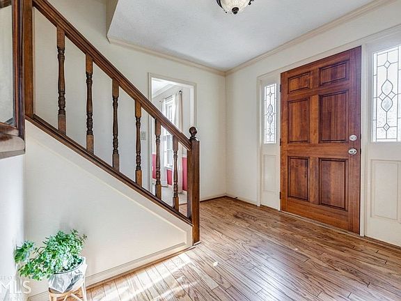 3rd image of 2667 Ashley Oaks Ct