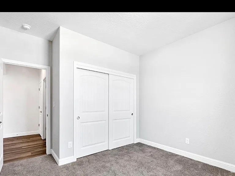 1148 Summit Ct — Photo 11