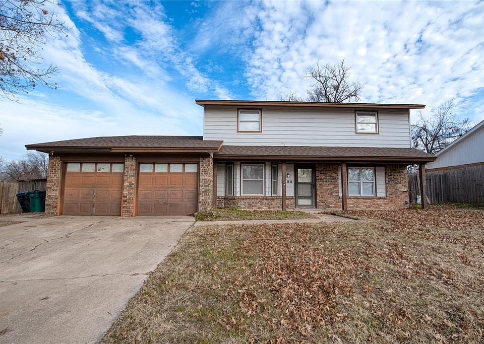 1st image of 2908 N Redmond Ct