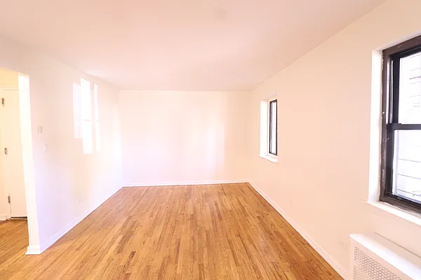 Rented by A&E Real Estate Management | media 2