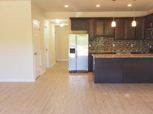 90 Washington Ave APT 4, High Bridge, NJ 08829