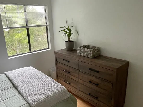 1867 Palisades Dr, Carlsbad, CA 92008