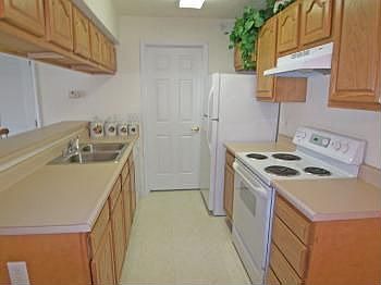 5th image of 3352 Emerald Lakes Dr Unit 2A