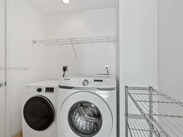 218 SE 14th St #1803 — Photo 18