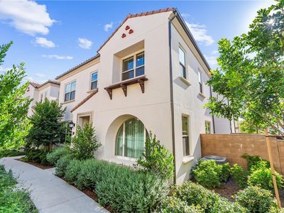 136 Newburry, Irvine, CA, 92618