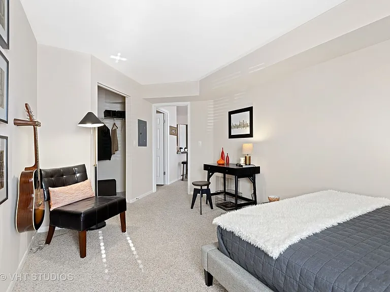 1621 Westminster Dr #112 — Photo 20