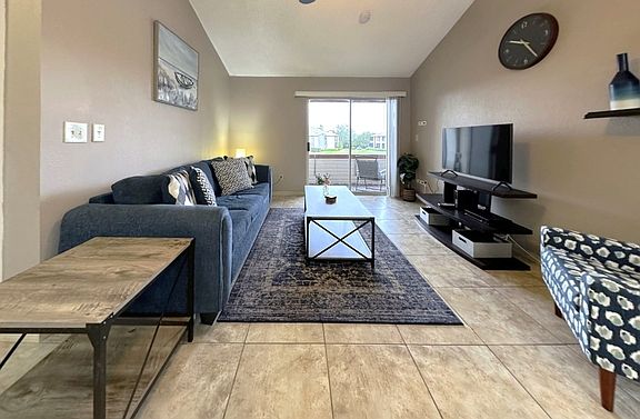 4th image of 10263 Gandy Blvd N #23
