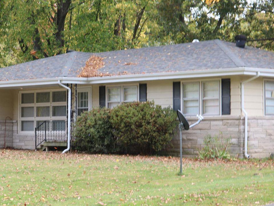 1st image of 407 S Skyline Dr