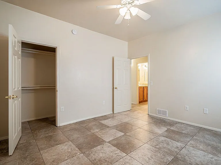 638-642 E. Lester St. ( 638, 640, 642 ) — Photo 78