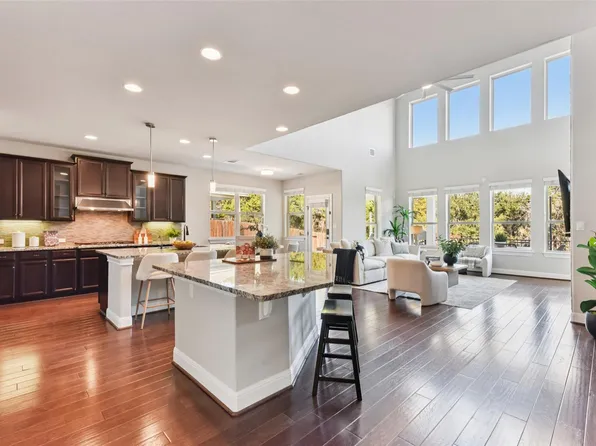 5629 Siragusa Dr, Austin, TX 78738