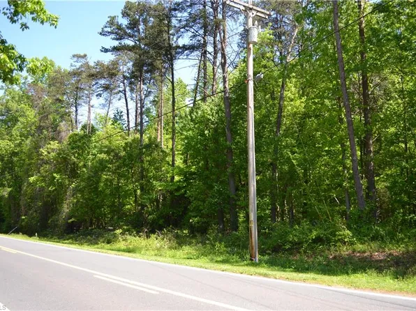 Rierson Rd, Madison, NC 27025