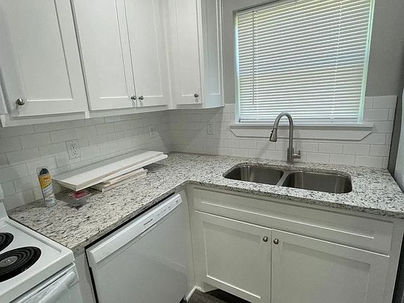 4th image of 21904 County Road 3107 Unit 1