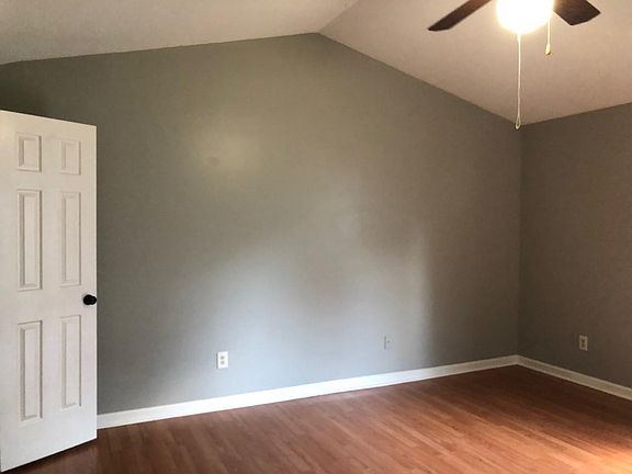 3rd image of 7137 Peppermill Ln