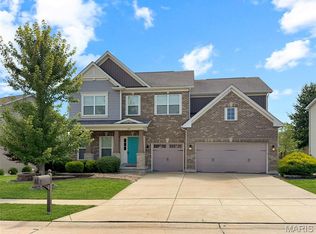 152 Carlton Point Dr, Wentzville, MO 63385