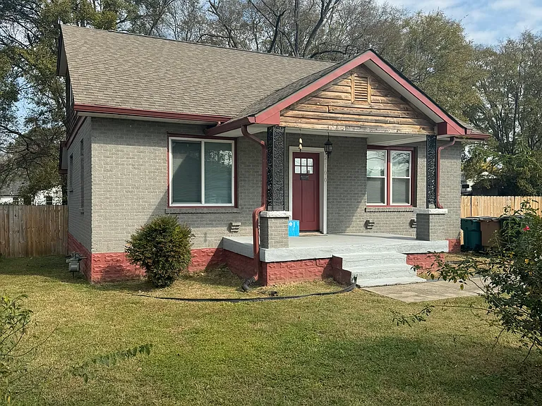2700 Buchanan St — Photo 3