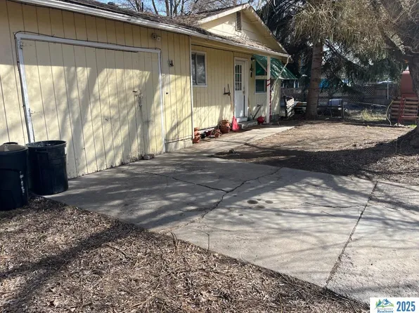 106 N Estes St, Alturas, CA 96101