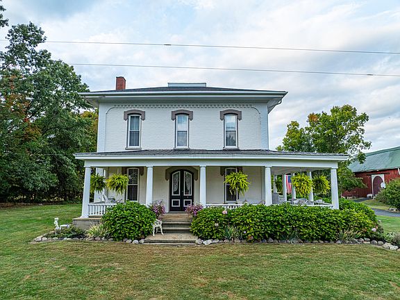 2nd image of 18123 N Dr E