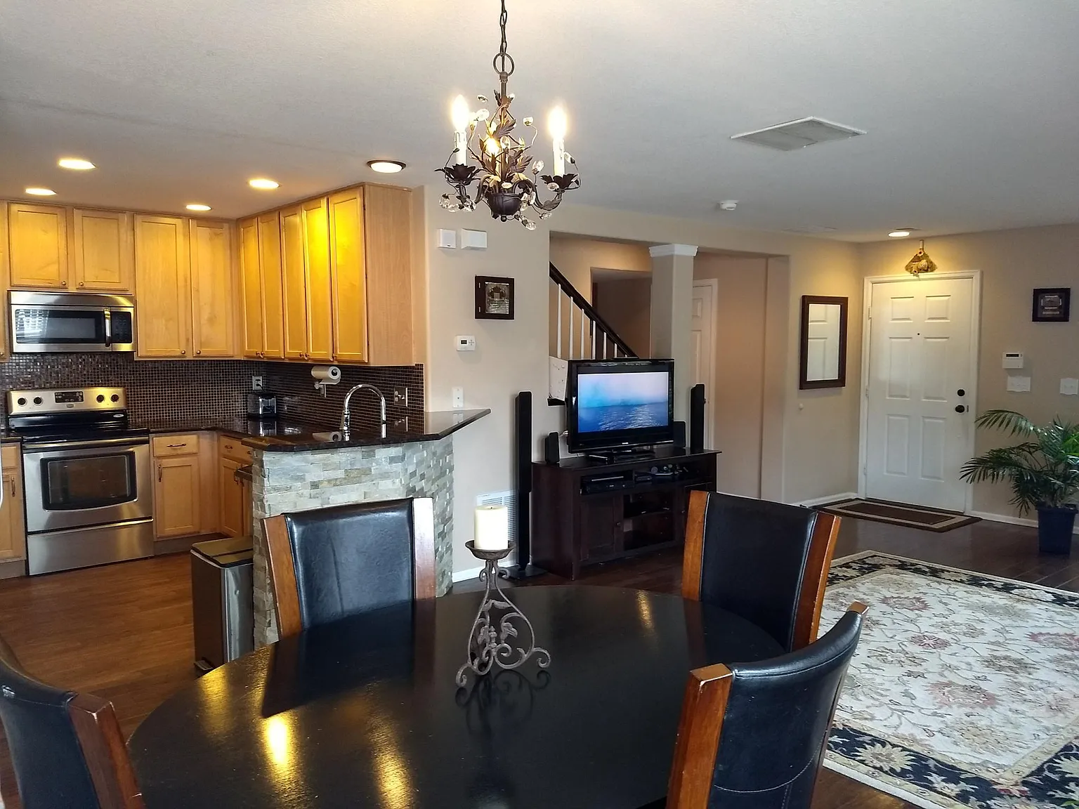 1194 S Quintero Ct — Photo 2
