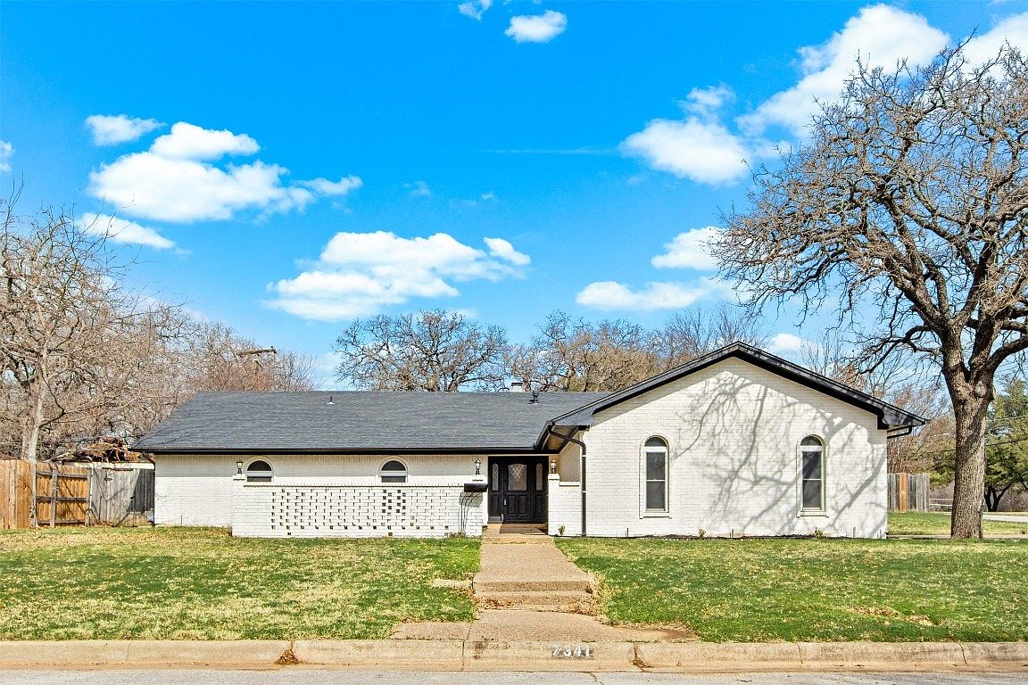 7341 Martha Ln, Fort Worth, TX 76112 Zillow