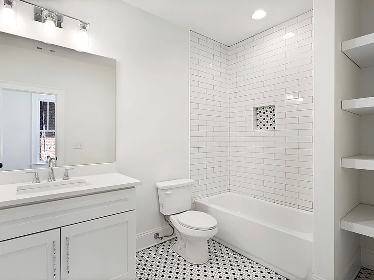 512 Ralph McGill Blvd NE #4 — Photo 3