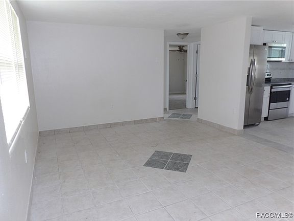 5th image of 54 S Washington St