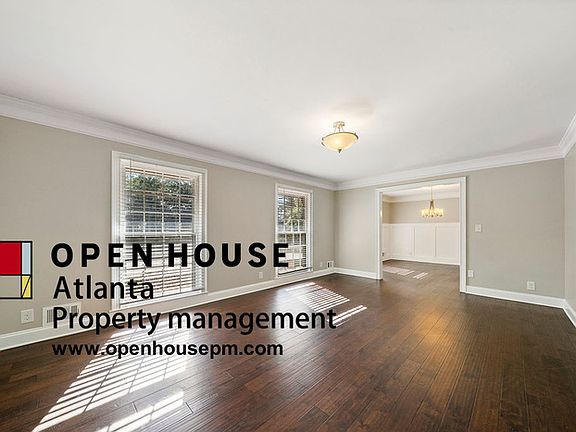 3rd image of 3301 Hallmark Dr SE